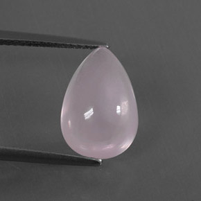 4.48カラットの天然ピンクローズクォーツ（13.4×9.1 mm・洋梨の形）