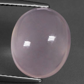5.71カラットの天然ピンクローズクォーツ（12.4×10.3 mm・オーバルカット）