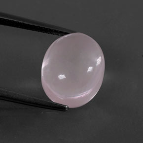 5.89カラットの天然ピンクローズクォーツ（12.2×10.1 mm・オーバルカット）