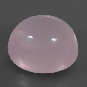 12.46カラットの天然ピンクローズクォーツ（14.2×12 mm・透明）
