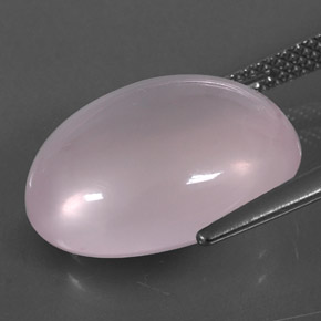 9.31カラットの天然ピンクローズクォーツ（15.8×12 mm・オーバルカット）