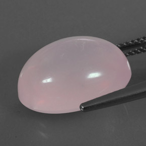 11.67カラットの天然ピンクローズクォーツ（16×12.1 mm・透明）