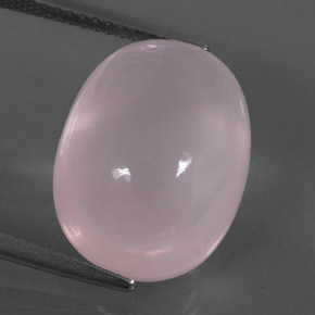 12.07カラットの天然ピンクローズクォーツ（16×12.2 mm・オーバルカット）