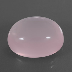 13.08カラットの天然ピンクローズクォーツ（16.1×12.1 mm・オーバルカット）