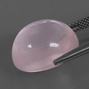 14.93カラットの天然ピンクローズクォーツ（15.8×13.4 mm・透明）