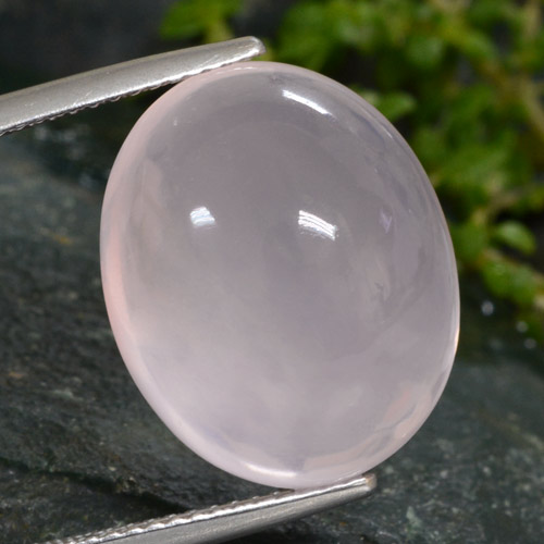 16.25カラットの天然非常に薄いローズピンクローズクォーツ（17.2×14 mm・オーバルカット）