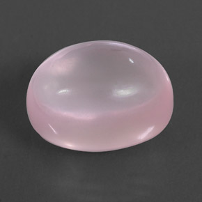 15.47カラットの天然ピンクローズクォーツ（16.2×12.2 mm・透明）
