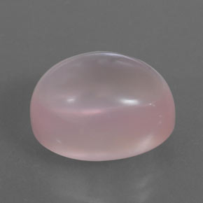 15.32カラットの天然ピンクローズクォーツ（16.2×12.2 mm・透明）