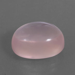 13.11カラットの天然ピンクローズクォーツ（16.2×12.2 mm・透明）