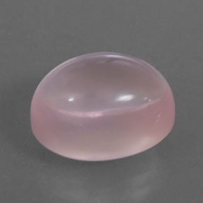 14.96カラットの天然ピンクローズクォーツ（16.1×12.2 mm・透明）