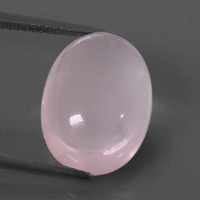 11.13カラットの天然ピンクローズクォーツ（16.2×12.2 mm・透明）