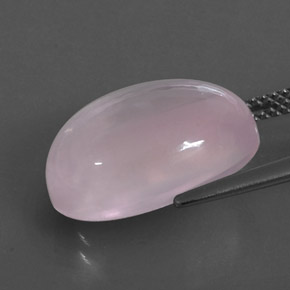 11.13カラットの天然ピンクローズクォーツ（16.2×12.2 mm・透明）