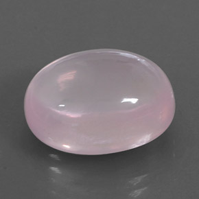 13.47カラットの天然ピンクローズクォーツ（16.1×12.2 mm・透明）