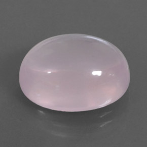 11.90カラットの天然ピンクローズクォーツ（16.2×12.1 mm・透明）