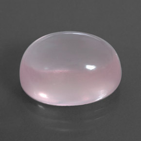 12.85カラットの天然ピンクローズクォーツ（16.2×12 mm・透明）