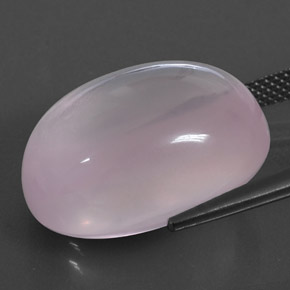23.63カラットの天然Light Pink ローズクォーツ、オーバルカット、透明