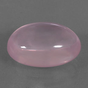 19.69カラットの天然ローズピンクローズクォーツ（20.3×13.8 mm・オーバルカット）