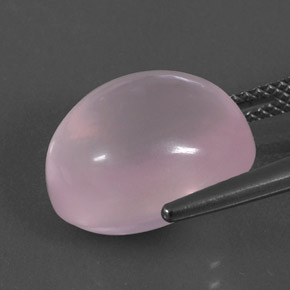 11.30カラットの天然ピンクローズクォーツ（14.2×12.1 mm・オーバルカット）