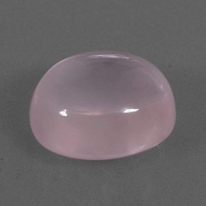 9.54カラットの天然ピンクローズクォーツ（14.3×12.1 mm・オーバルカット）