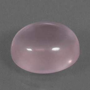 9.42カラットの天然ピンクローズクォーツ（14.2×12.2 mm・オーバルカット）