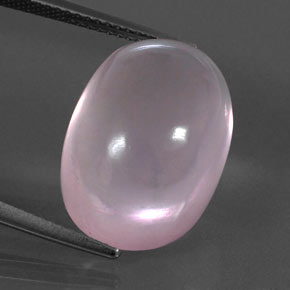 18.62カラットの天然Light Pink ローズクォーツ（17.9×13 mm・オーバルカット）