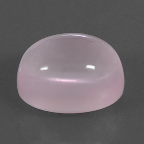 21.33カラットの天然ミディアムローズピンクローズクォーツ（18.2×13.1 mm・オーバルカット）