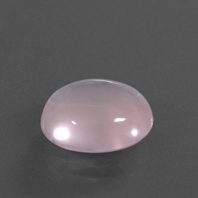 4.89カラットの天然ピンクローズクォーツ（12.1×10.1 mm・オーバルカット）