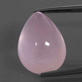 22.68カラットの天然ピンクローズクォーツ（20.9×15.1 mm・透明）