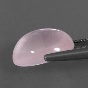 12.57カラットの天然ライトピンクローズクォーツ（16.4×13.3 mm・透明）