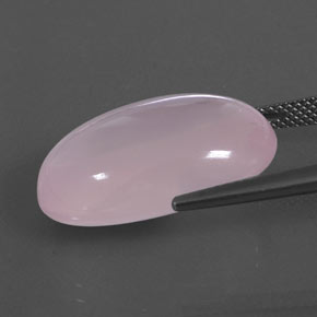 20.65カラットの天然ライトピンクローズクォーツ（22.2×14.1 mm・透明）