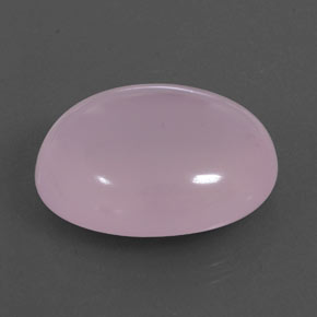 20.05カラットの天然ミディアムピンクローズクォーツ（20.2×16.6 mm・透明）