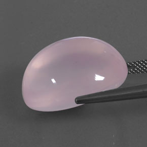 29.89カラットの天然ミディアムローズピンクローズクォーツ（20.5×17 mm・透明）