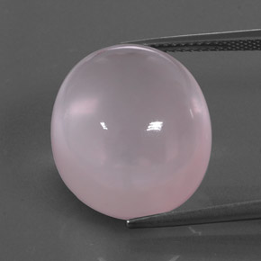 24.38カラットの天然ピンクローズクォーツ（18.5×16.2 mm・透明）