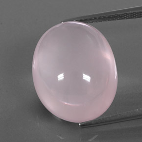 22.01カラットの天然ピンクローズクォーツ（19.8×15.2 mm・透明）