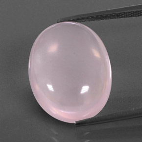 13.95カラットの天然ピンクローズクォーツ（19.2×14.8 mm・透明）