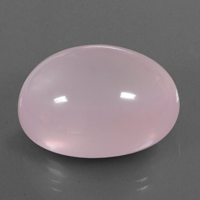 57.78カラットの天然ピンクローズクォーツ（26.3×20.8 mm・透明）
