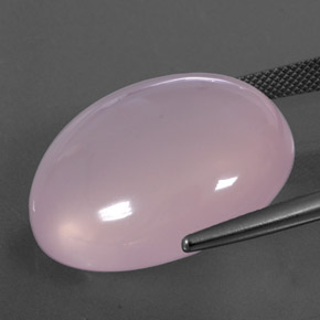44.72カラットの天然ライトピンクローズクォーツ（25.2×21.7 mm・透明）