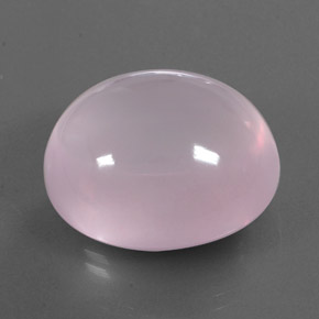 53.42カラットの天然ピンクローズクォーツ（24.1×21.6 mm・透明）