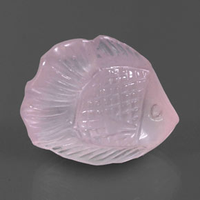 31.53カラットの天然バブルガムピンクローズクォーツ（25.5×21.8 mm・透明）