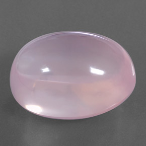 37.75カラットの天然ピンクローズクォーツ（22.7×17.5 mm・透明）