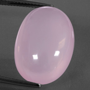 20.46カラットの天然ライトピンクローズクォーツ（21.7×15.4 mm・透明）
