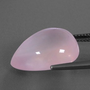 14.27カラットの天然ピンクローズクォーツ（18.2×13.8 mm・透明）