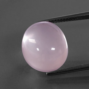 14.24カラットの天然ライトピンクローズクォーツ（15.5×13.2 mm・透明）