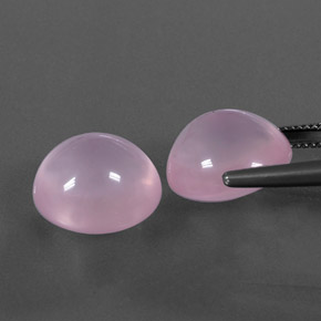 カラットの天然ピンクローズクォーツ（14.3×13.2 mm・透明）