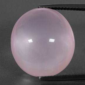 24.65カラットの天然バブルガムピンクローズクォーツ（19.1×17.3 mm・透明）