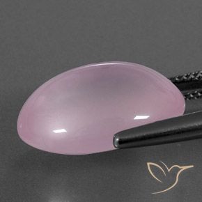 14.26カラットの天然ライトピンクローズクォーツ（17.7×13.6 mm・透明）