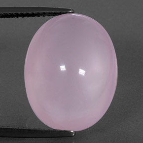 17.74カラットの天然ピンクローズクォーツ（19.3×14.8 mm・透明）