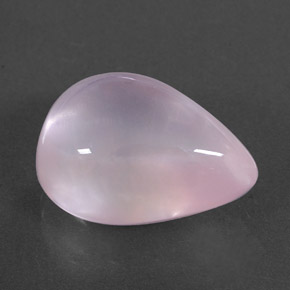 14.17カラットの天然ピンクローズクォーツ（17.9×13.5 mm・透明）