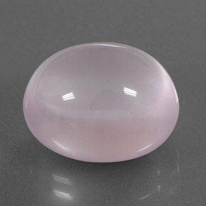 12.53カラットの天然ライトローズピンクローズクォーツ（14.8×12.4 mm・透明）