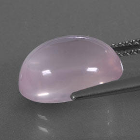 5.88カラットの天然ピンクローズクォーツ（12.6×9.9 mm・透明）